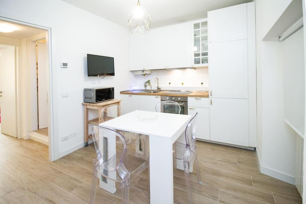 Palm Apartment Mediolan Zewnętrze zdjęcie